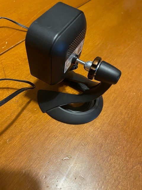 ADT RC8326 Indoor Wi-Fi Security Camera – Powers On, Untested gallery