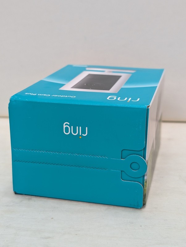Ring Outdoor Cam Plus | Battery | Video + Ring Vision | White | New In Box gallery
