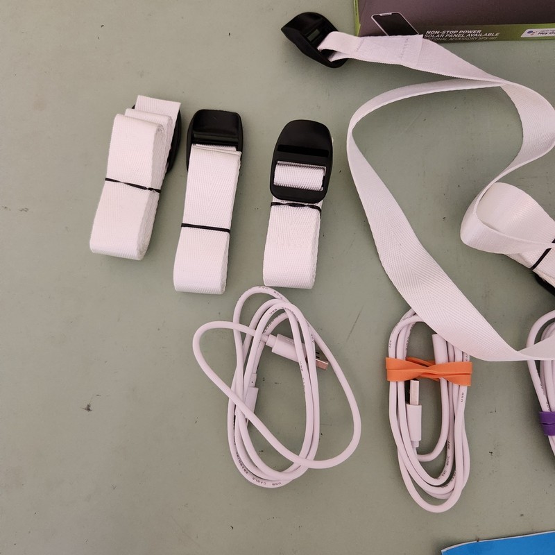 Uniden Guardian App Cam Mounting Brackets + cables + screws gallery