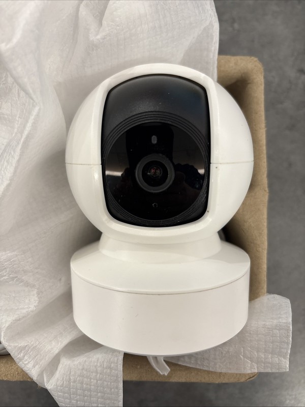 Kasa 2K QHD Pan Tilt Security Camera Color Night Vision Indoor Smart App KC410S gallery