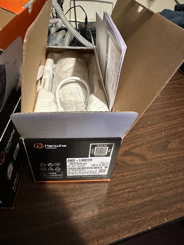 Wisenet ANO-L6012/22R 2MP Network Camera Bullet White IP66 New Open gallery