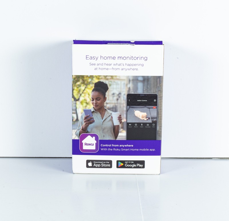 Roku Smart Home Indoor Camera SE Wi-Fi Security Camera Wired - open box gallery