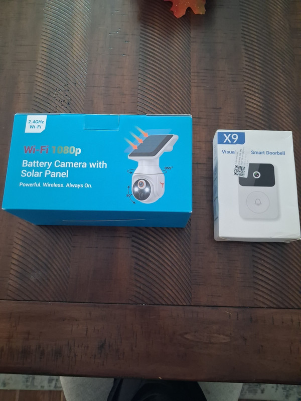 Security Camera Wifi & X9 Smart Doorbell (sold as set)