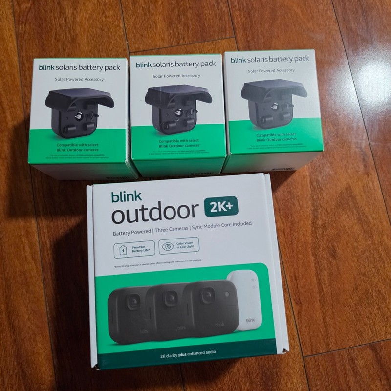 BLINK OUTDOOR 2K+ WIRELESS CAMERA-3 CAMERA Kit with 3 Blink Solaris Battery Pack