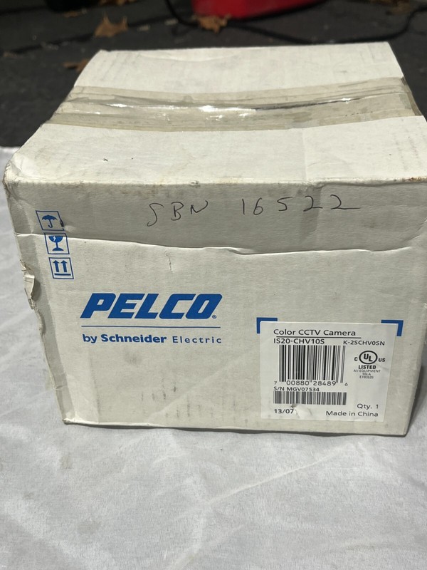 New Sealed: Pelco IS20-CHV10S Color CCTV Camera