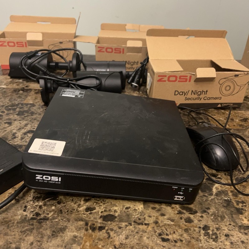 ZOSI ZR08RM 8CH PoE NVR 1080p Security System 2TB HDD + 3 ZG2612D Cameras (Used, gallery