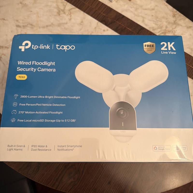 TP-Link Tapo 2K Floodlight Camera Outdoor Surveillance Security Wired
