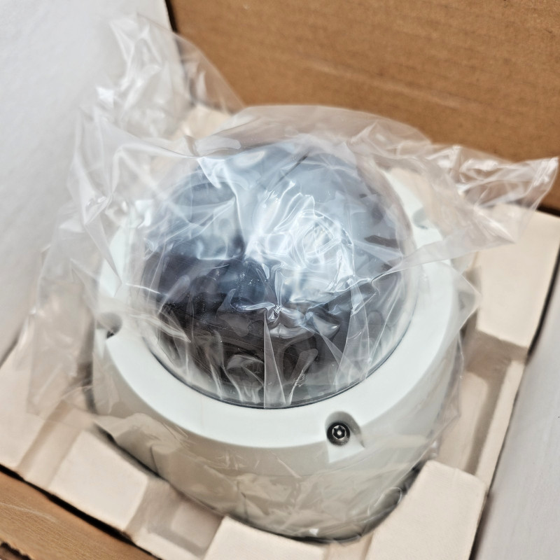 Avigilon 3.0C-H4A-DO1 3.0MP H4 HD Outdoor Dome IP Camera New Open Box gallery