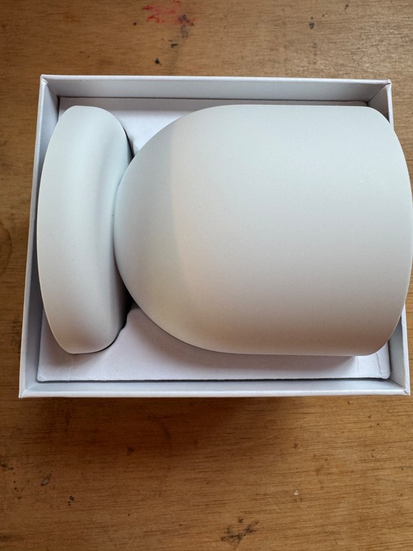 Google Nest Cam (Outdoor Battery) in Snow (GA01317-US) - Open Box gallery