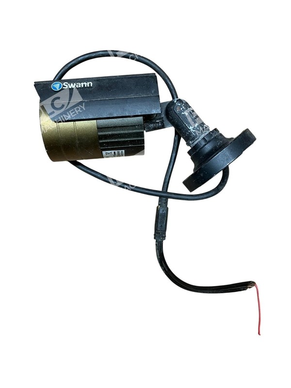 SWPRO-530CAM - Swann - Day/Night Security Camera 600TVL Wired Bullet Indoor/O... gallery