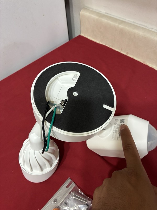RING Floodlight Cam Wired with Motion-Activated 1080P HD Video - White 5AT3T2 gallery