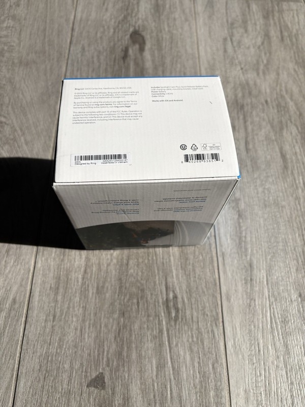 Sealed Ring Spotlight Cam Plus Battery - White - New in Box gallery