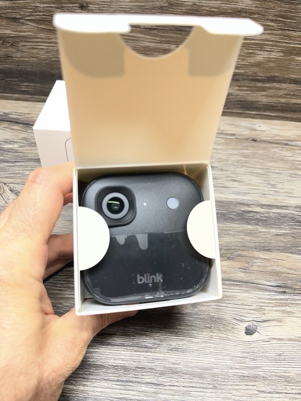 Blink Outdoor 2K+ (newest model) Wireless smart security 1 camera System NEW gallery