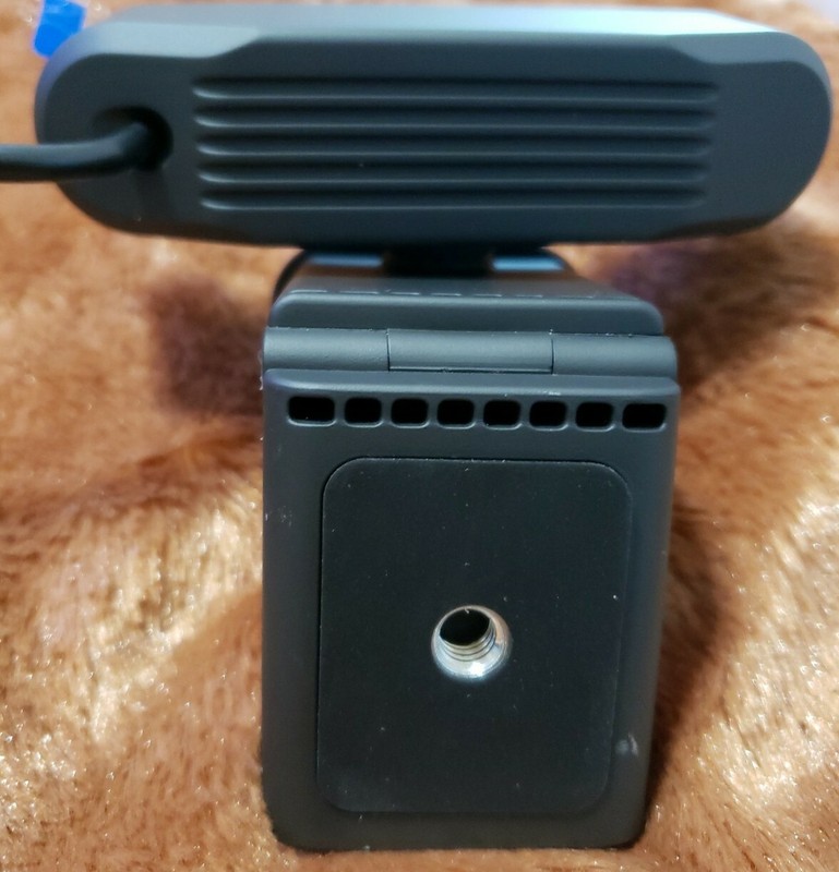 Webcam 1080P HD with Microphone, Tripod, Lens cap, USB connect, Camera gallery