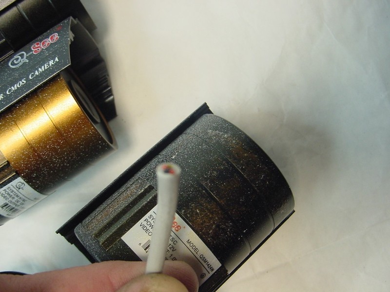 (3) Q-SEE SECURITY CAMERAS QSM1424W - ONE HAS THE CORDS CUT - AS SHOWN gallery