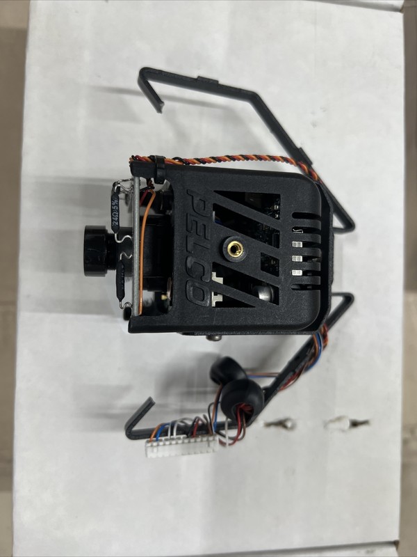 Pelco ICS-2CA3 Color Fixed Camera Head 2.9MM NTSC Univ No-Encl gallery