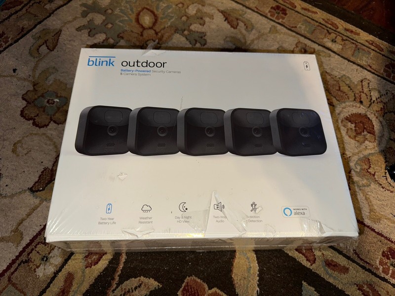 BRAND NEW Blink Outdoor Wireless Battery-Powered HD 5-Camera Security System
