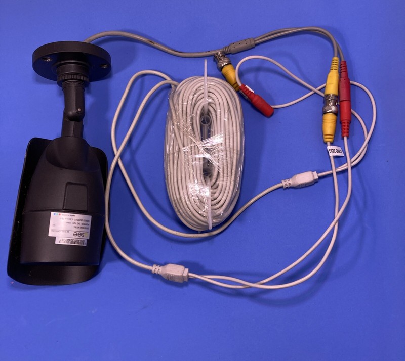 Q-See QM6006B Security Surveillance Bullet Camera With 60 Foot Cable