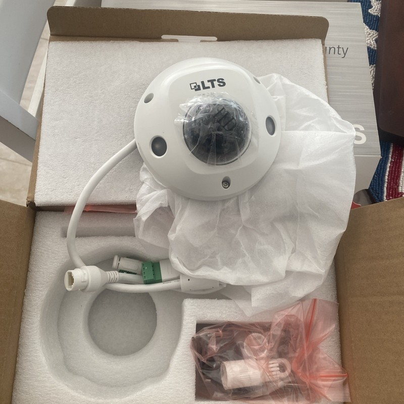 CMIP3142NW-28S HD IP 4MP 2.8mm WDR Built-in Mic Vandal Proof Network Dome Camera gallery