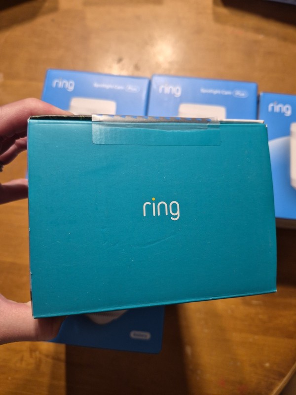 Ring Spotlight Cam Plus Battery READ gallery