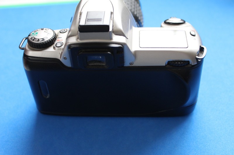 NIKON N65 35MM CAMERA (NOT TESTED) gallery
