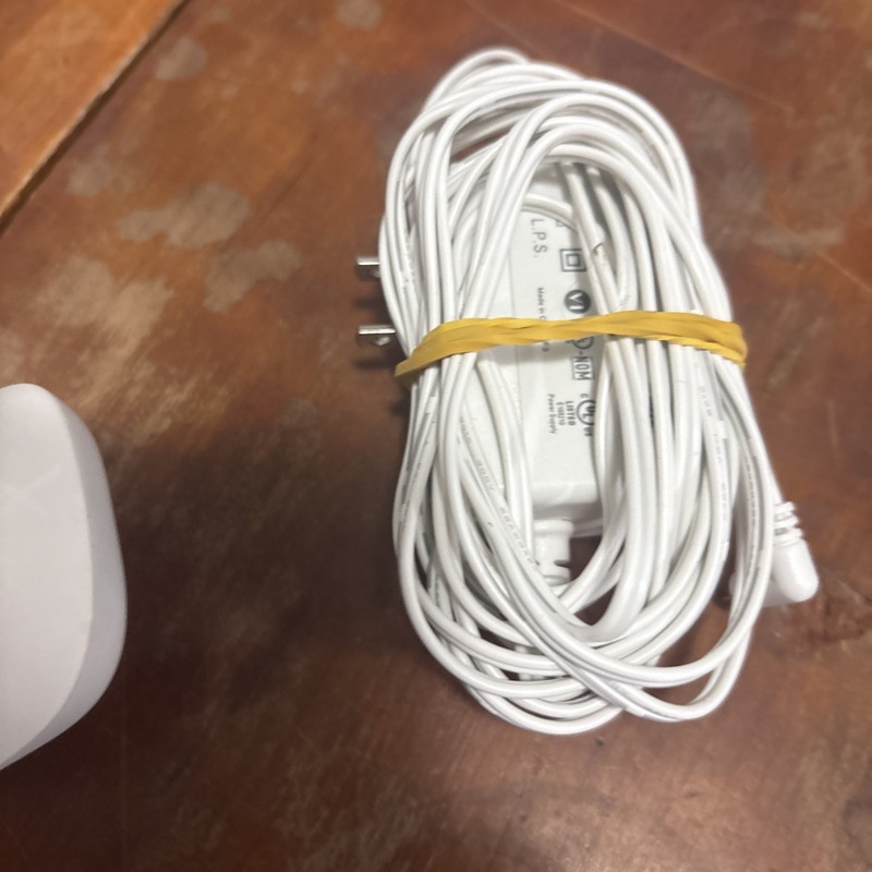 XFINITY Xcam3 HD Indoor Security Camera SCHC3AE0 - WORKS Tested gallery