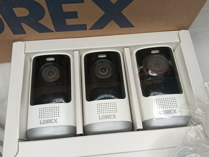 (SET OF 4) LOREX U471AA-Z Add-On 2K Smart Deterrence/+ LOREX 2K QHD H871T6-Z gallery