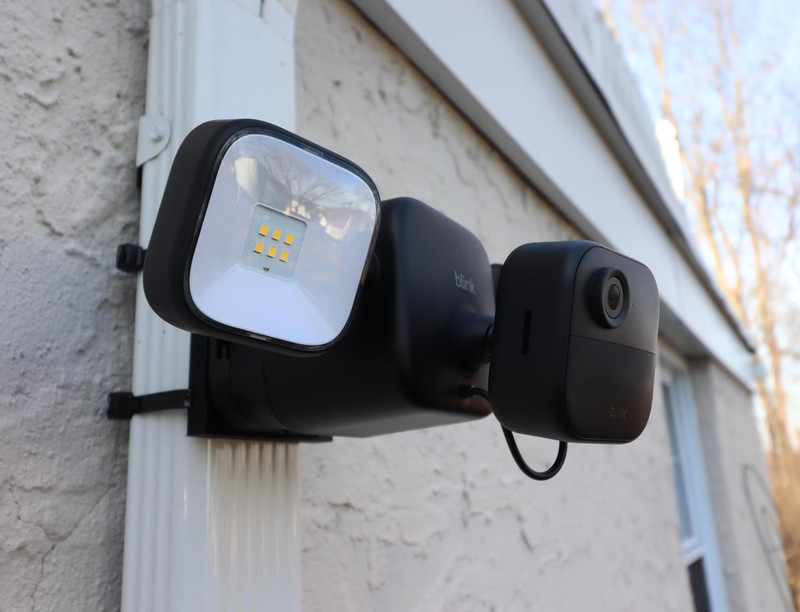 Downspout Mount for Blink Outdoor 4 Floodlight Camera – No-Drill Outdoor Mount