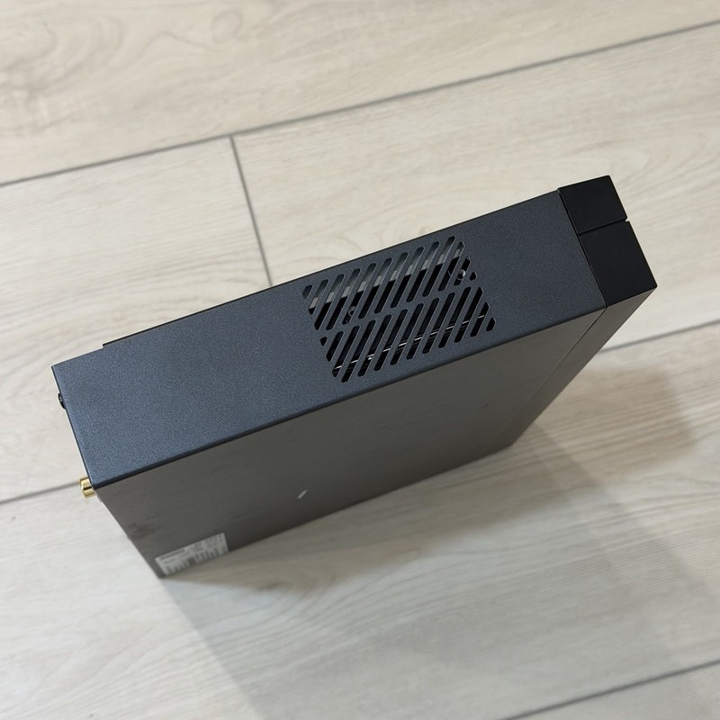 Hanwha Wisenet XRN-420S Network Video Recorder 4 Channel 4K POE NVR 2TB ONLY gallery