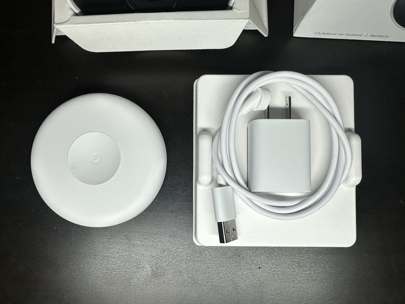 NEW IN BOX Google Nest Cam Indoor/Outdoor G3AL9 gallery