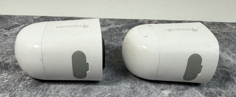 LOT OF 2 Toucan Wireless 1080p Indoor / Outdoor Camera - White TWC200WU w/ Cords gallery