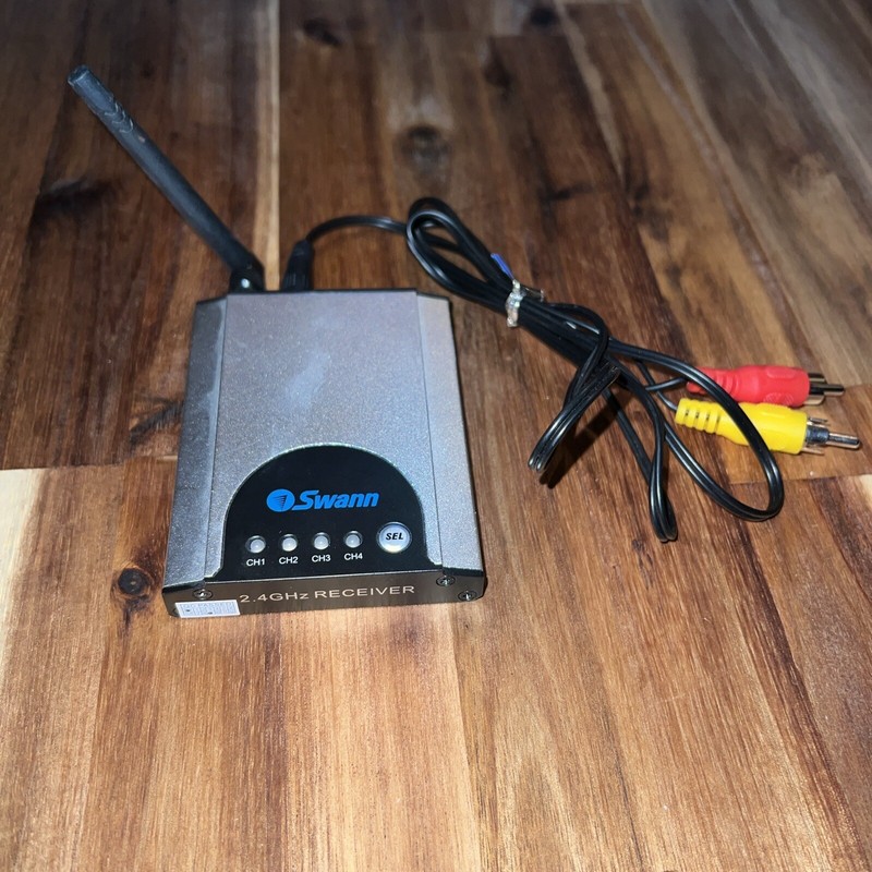 4K SWANN BLACK HAWK WIRELESS SECURITY CAMERA Receiver No Power Cord