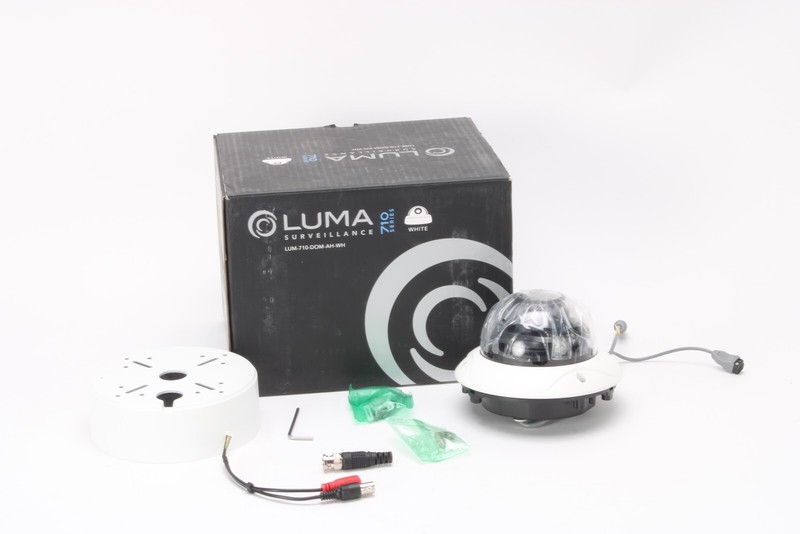 Luma Surveillance LUM-710-DOM-AH-WH Outdoor Camera With IR and Heater 5MP(White)