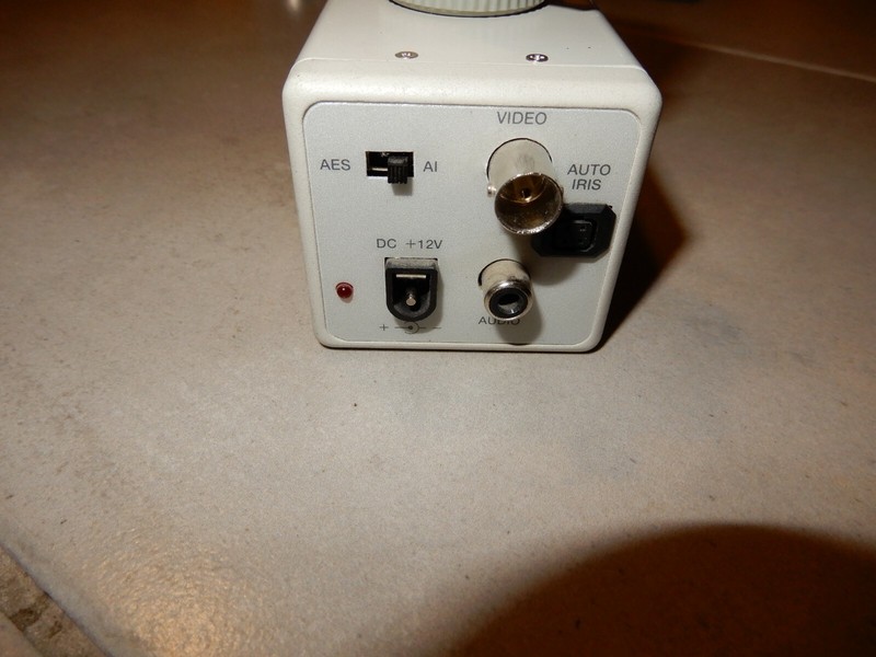 Sony AVC-551 Surveillance Security Camera w/ 3.5-8mm 1:1.4 lens gallery