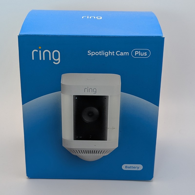 Ring Spotlight Cam Plus, Battery – White (Open box)