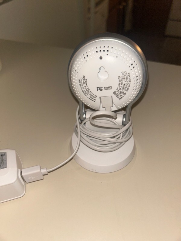 Honeywell Lyric C2 Wi-Fi Indoor Security Surveillance Camera White Wireless gallery