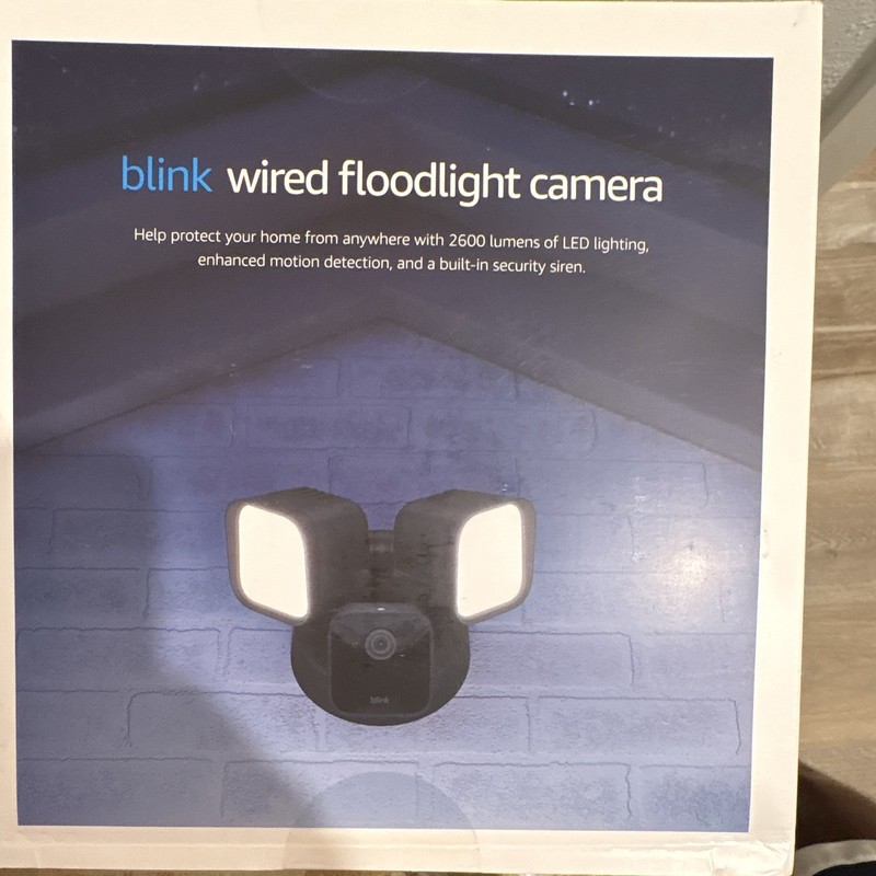Blink Wired Outdoor Floodlight Camera – Black (B0B5VGZTXH)