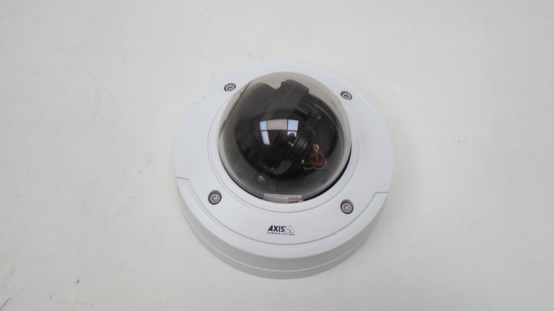 AXIS COMMUNICATIONS P3364-LVE 12MM 0473-501-04 FIXED DOME NETWORK CAMERA