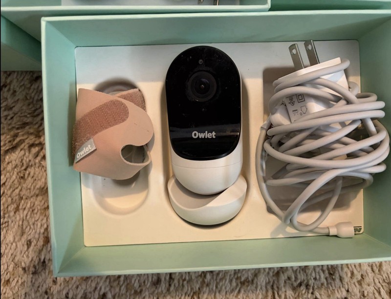Owlet sock w/ Cam 2 Indoor Baby Monitor Wi-fi gallery