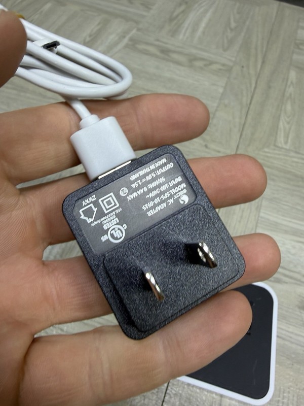 Blink Sync Module 2 For Smart Security Camera System w/ Charger BSM00300U Tested gallery