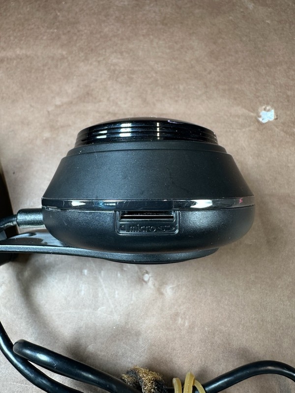 Samsung SmartCam HD Plus 1080p Wi-Fi IP Monitoring Camera - Black (SNH-V6414BN) gallery