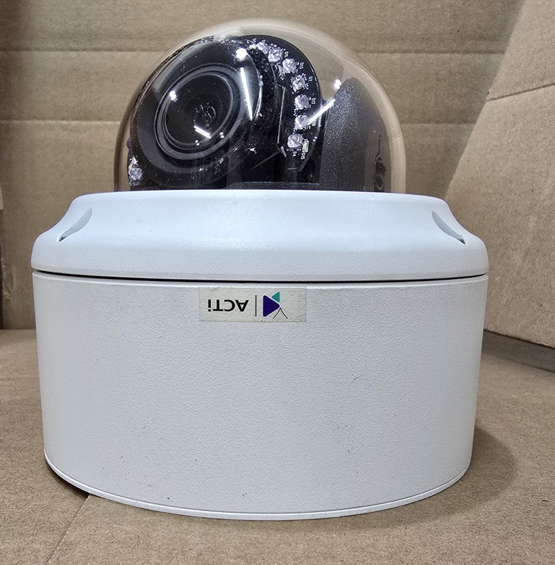 ACTi A817 8 Megapixel Outdoor Zoom Dome Security Camera with Day/Night gallery