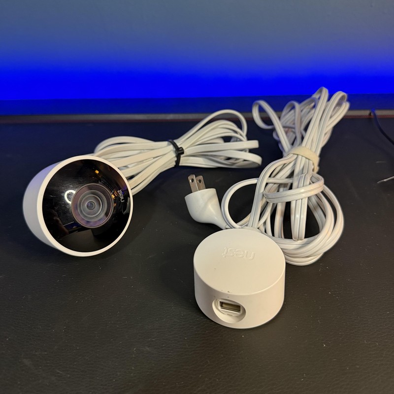 Nest 1S312Y Camera White Outdoor Wi-Fi IP Security Camera W/ Power Adapter