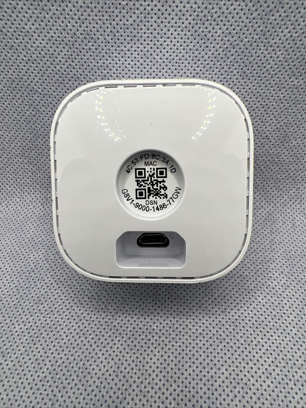 Blink Mini - Compact indoor plug-in smart security camera 1080p HD video gallery