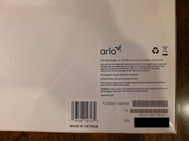 Arlo Wired Floodlight Home Security Camera with 2K Video and HDR White NEW gallery