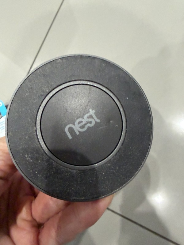 Nest Cam A0005 1080p Indoor IP/Network Surveillance Camera Wi-Fi Black/Gray A gallery