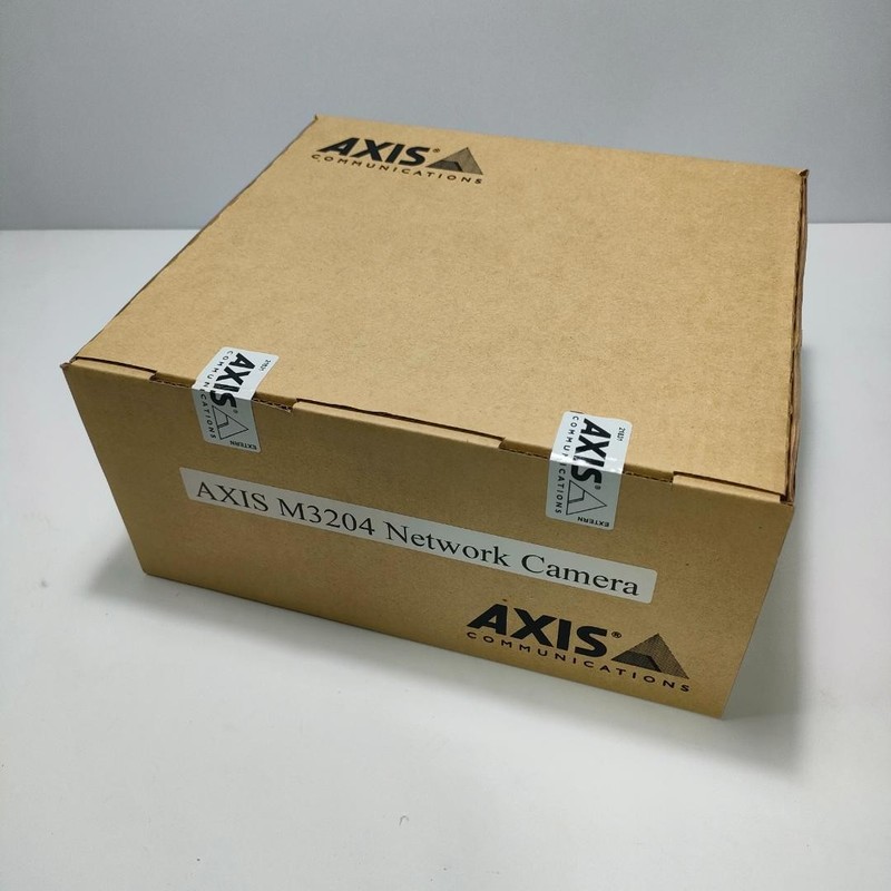 AXIS COMUNICATIONS M3204 SECURITY Dome Network Camera [New Open Box, Unused]
