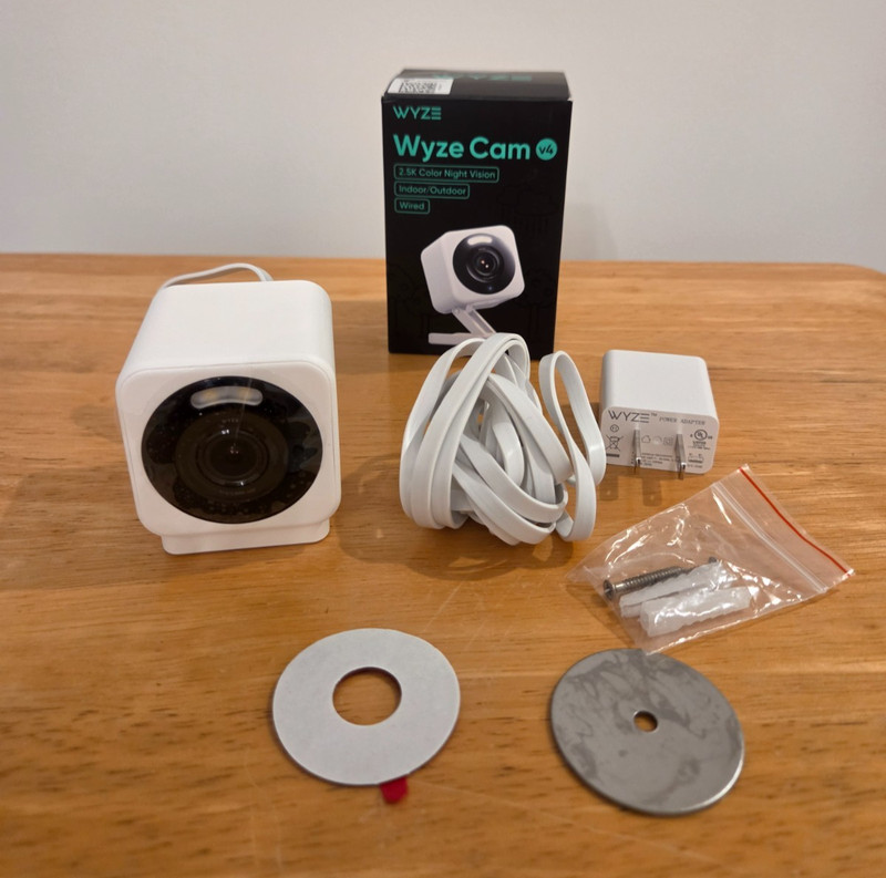 4 Wyze Camera Bundle: 2 Cam Pans, 1 Cam OG, 1 Cam V4 Original Packaging gallery