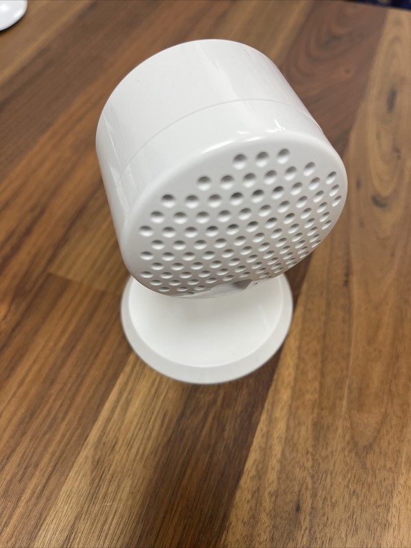 Amazon Cloud Cam 1080p Indoor Security Camera PB04JL White Works with Alexa gallery