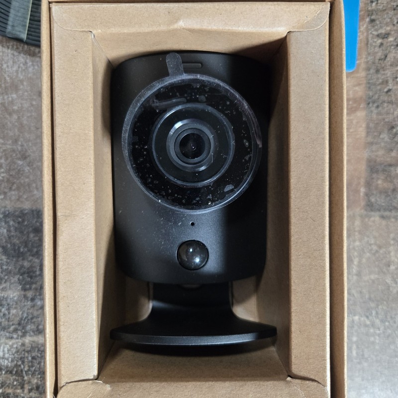 SimpliSafe Simplicam SSCM1 Indoor Wired Wi-Fi HD Security Camera gallery